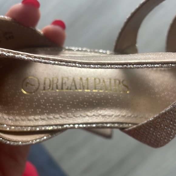 Dream Pairs heels gold sparkly 7 - Picture 7 of 7